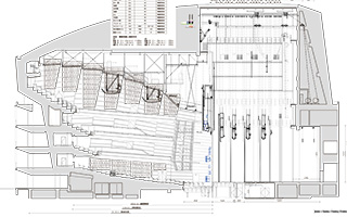断面図　幕　1：200（バトンピッチ入）